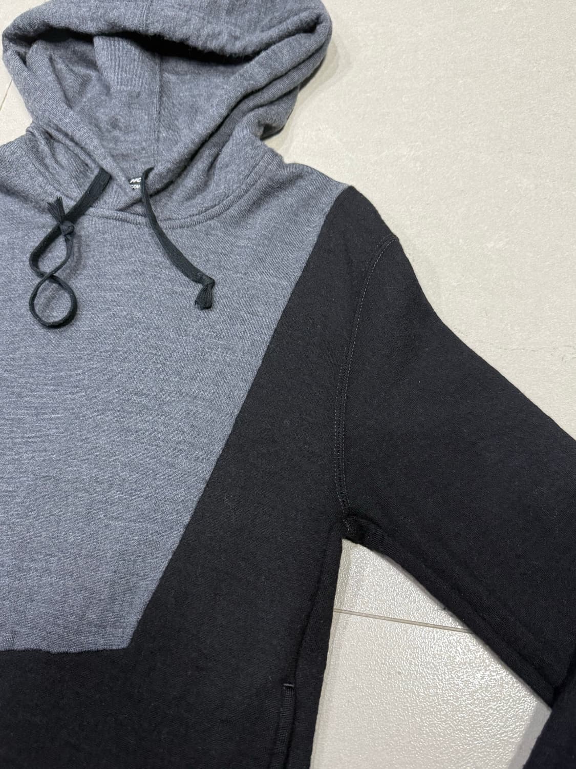 2021 꼼데가르송 해체주의 울 후드티 스웨터 상품이미지3