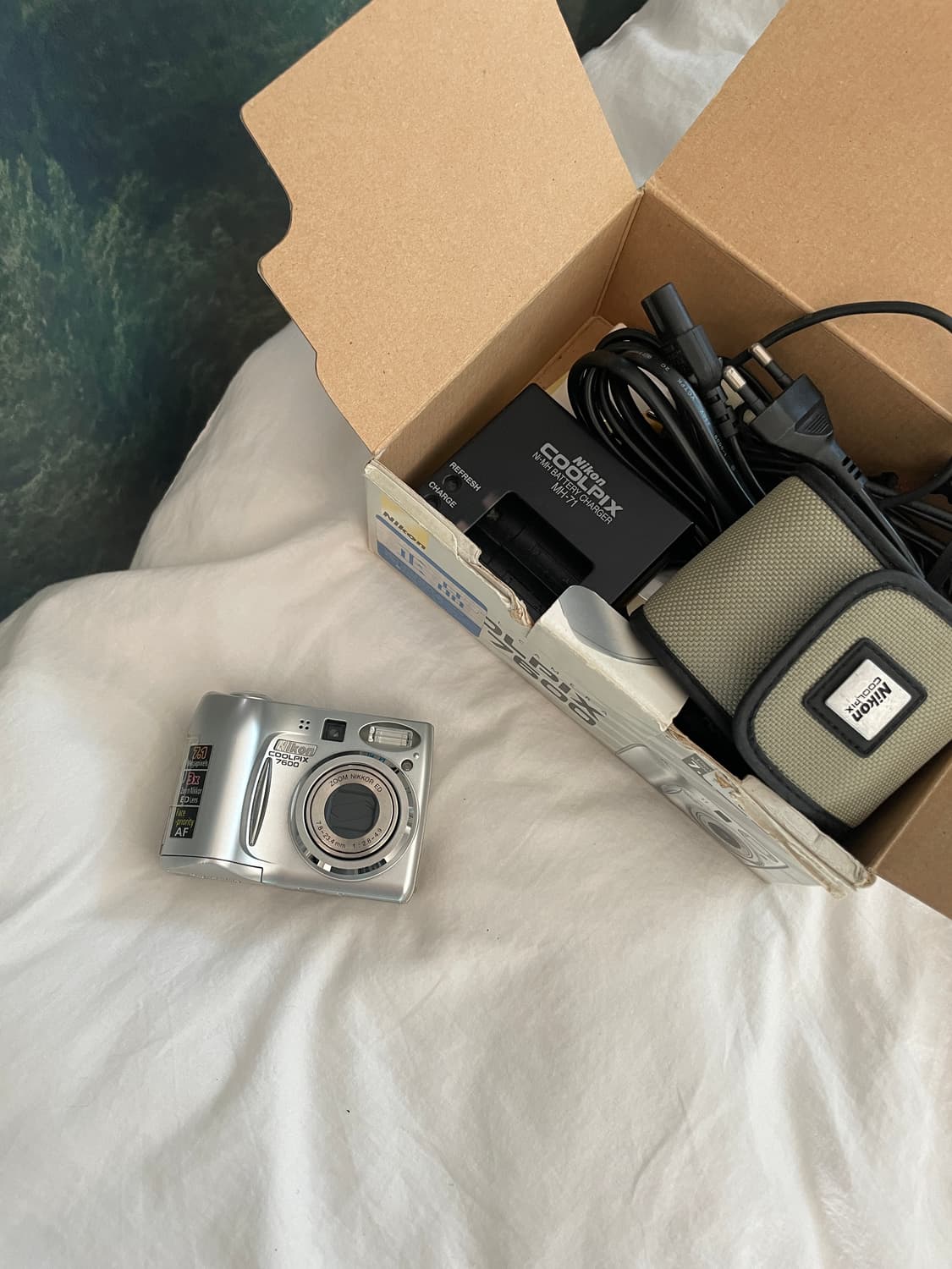 니콘 쿨픽스7600 디지털카메라 빈티지디카 풀박스 상품이미지1
