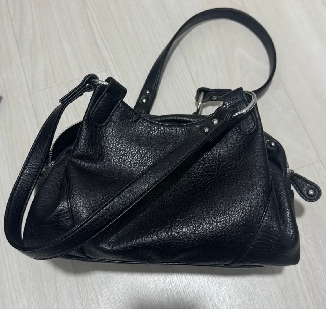 애즈온 보니타 미니백 블랙 상품이미지3