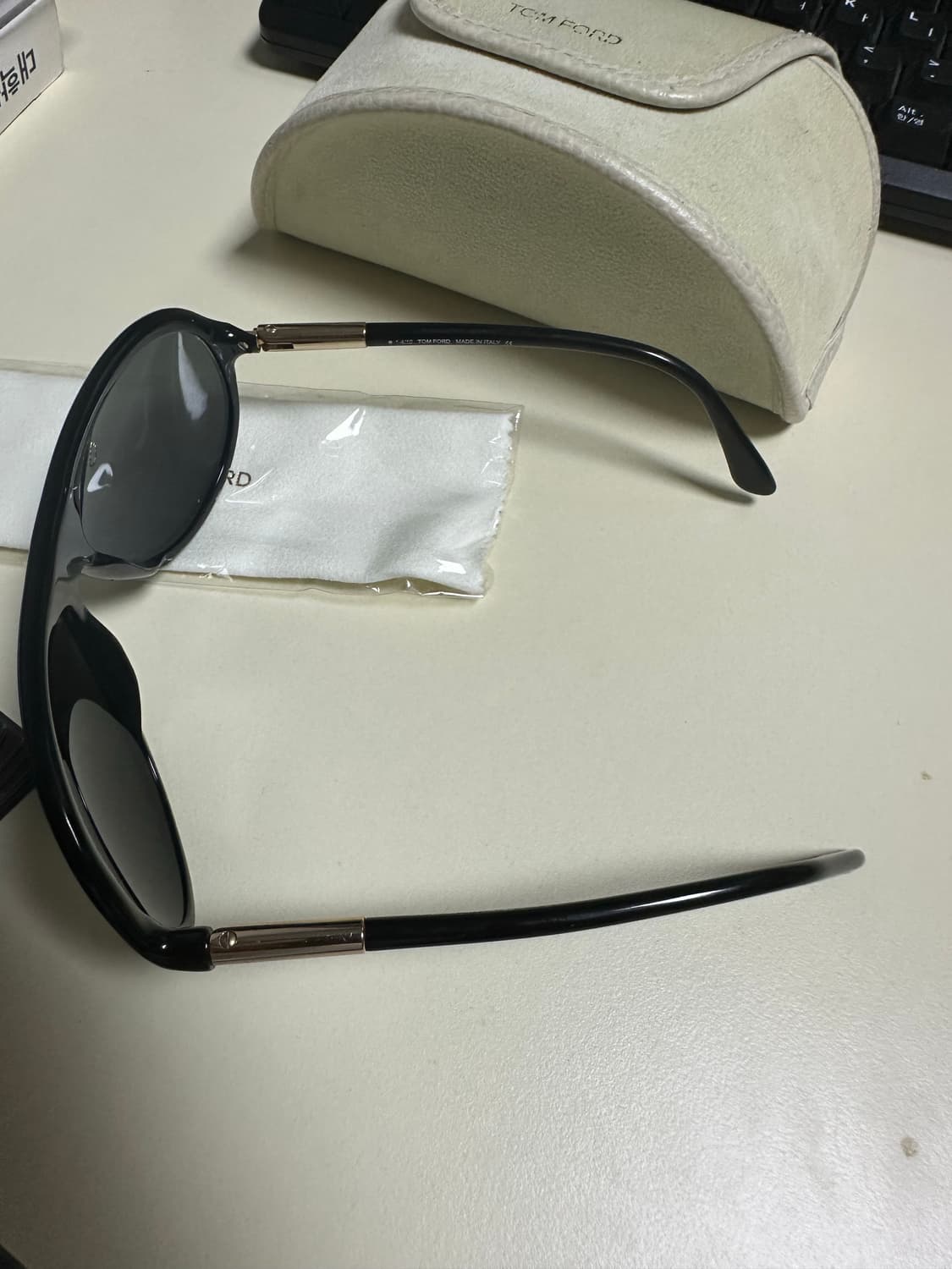 톰포드 선글라스 TOM FORD TF134 Rodrigo 01N 상품이미지5