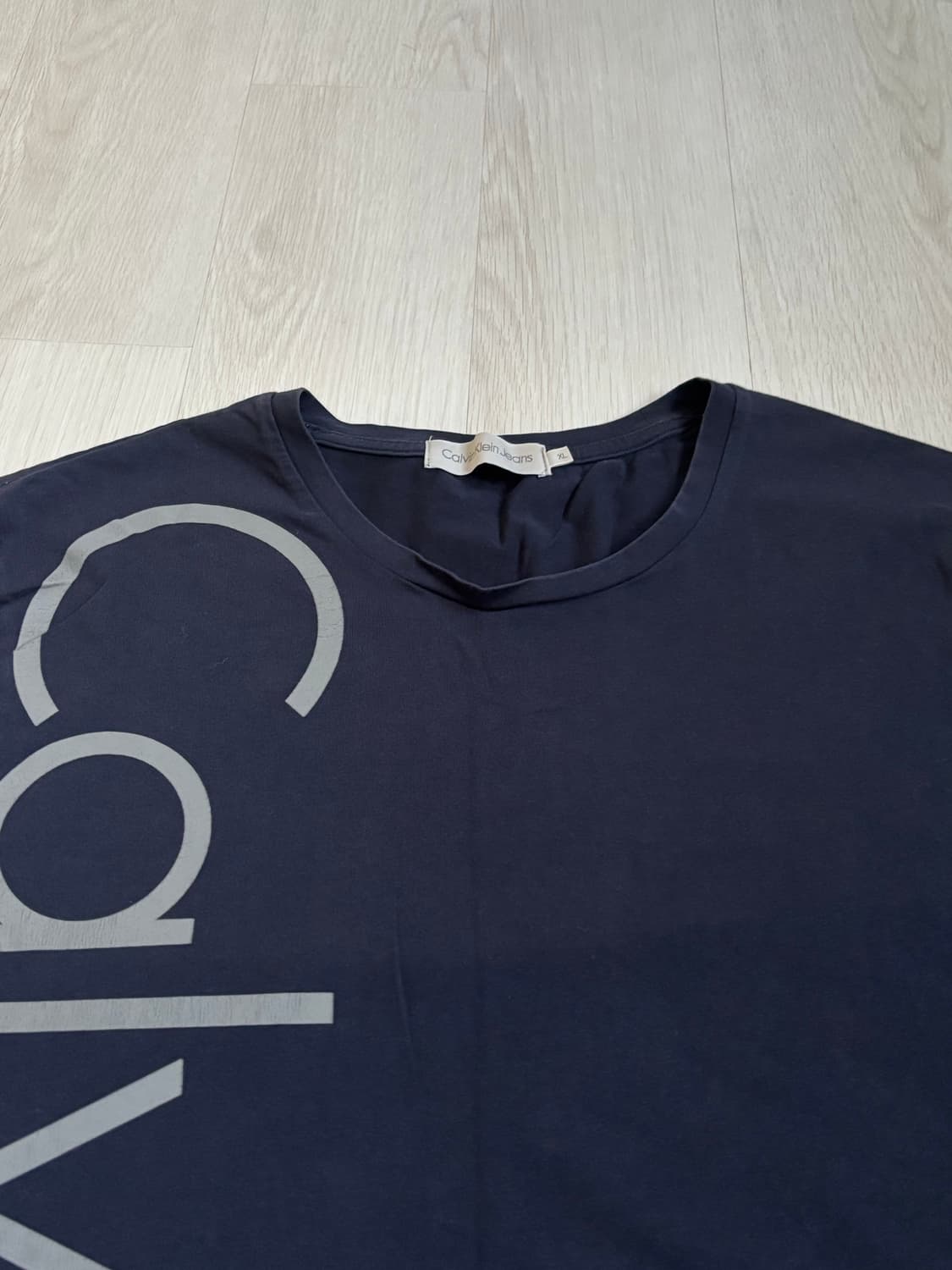 켈빈클라인진 반팔티 XL 상품이미지3