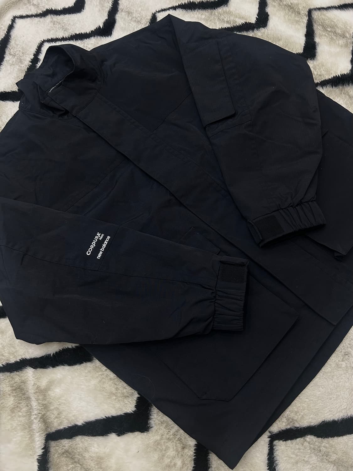 [XL]뉴발란스 유니 코듀라 쉘 파카/블랙 상품이미지3