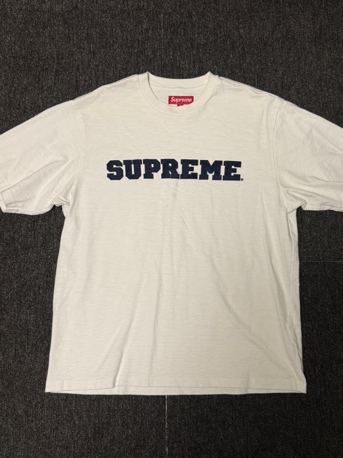 [M] 슈프림 컬리지에이트 숏슬리브 탑 화이트 - 23FW 상품이미지1