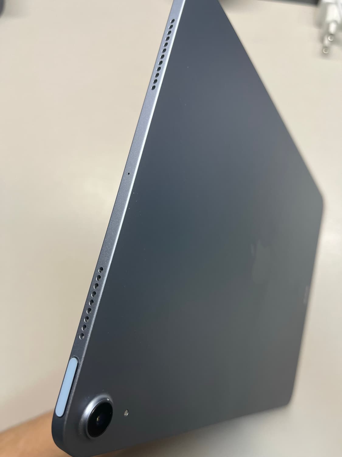 아이패드 에어4 64gb 스카이블루 풀박스 팝니다 상품이미지4