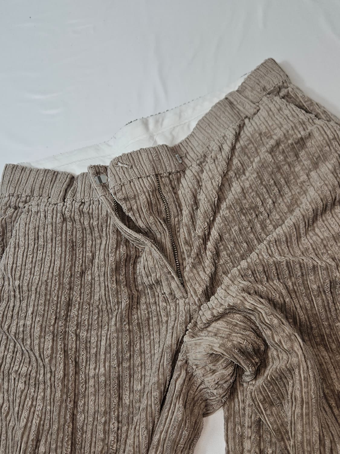 ARKET 아르켓 핀턱 와이드 벨벳 코듀로이 팬츠 여성36 (거의새상품) 상품이미지3