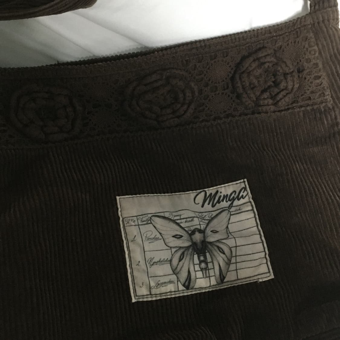 minga london 밍가런던 멜로디 크로셰 코듀로이 백 브라운 상품이미지3