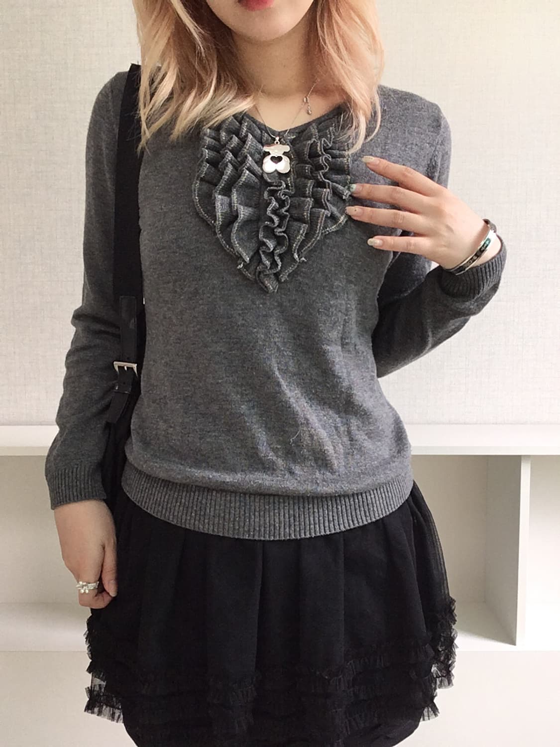 jpn vintage charcoal frill knit 상품이미지2
