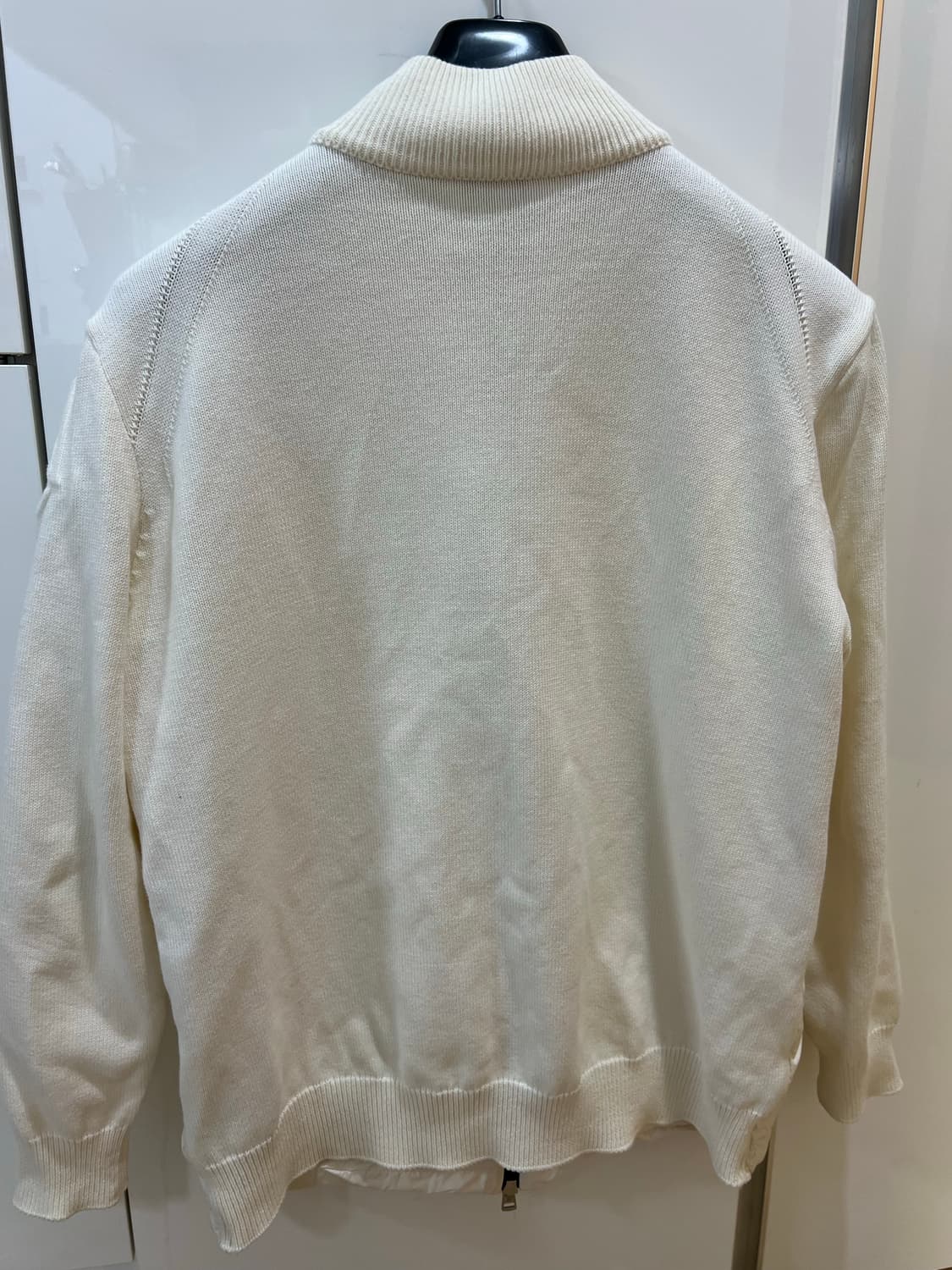 23fw 몽클레어 화이트 니트패딩 xl 상품이미지2