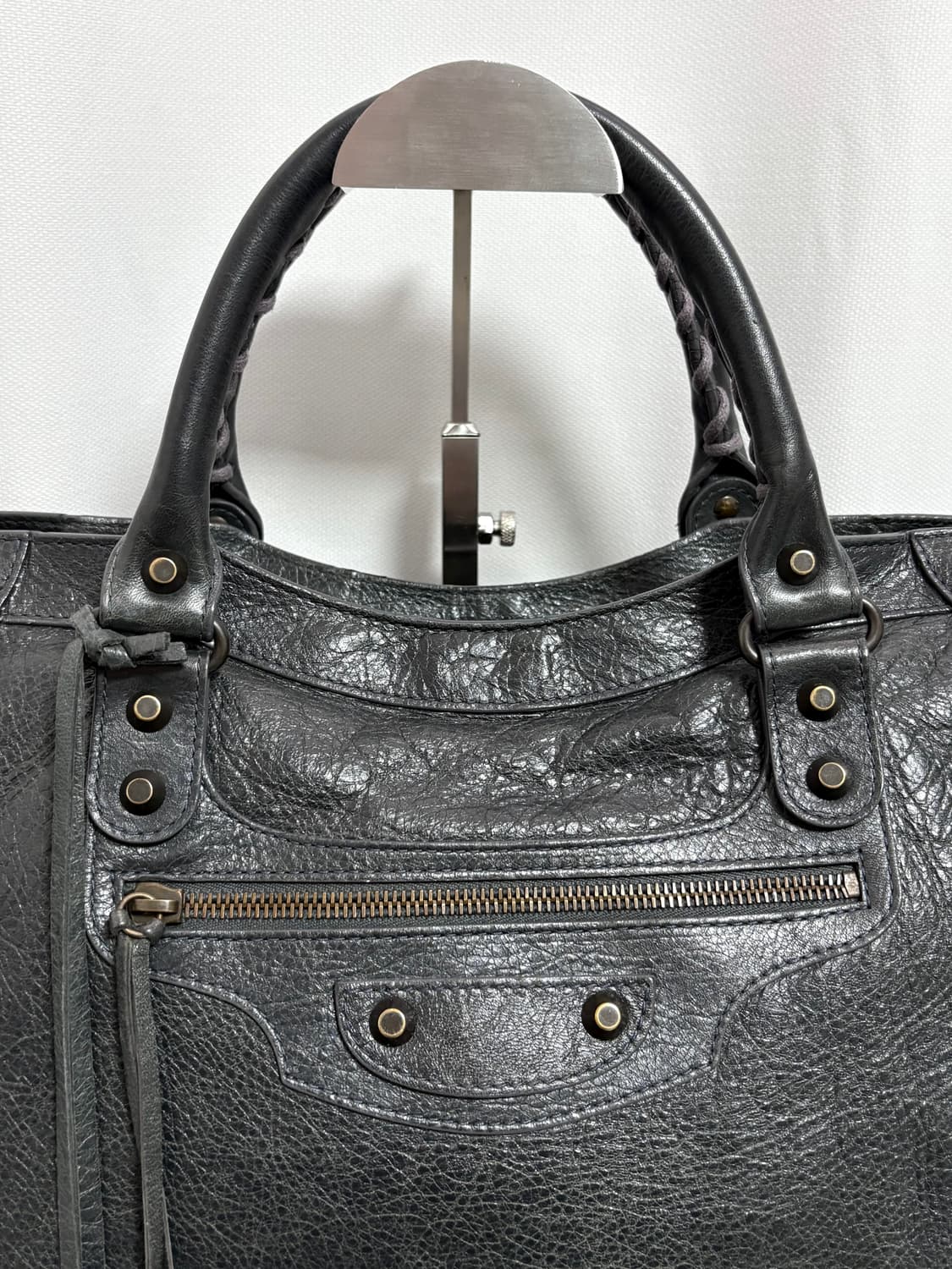 발렌시아가 시티 모터백 다크그레이 상품이미지9