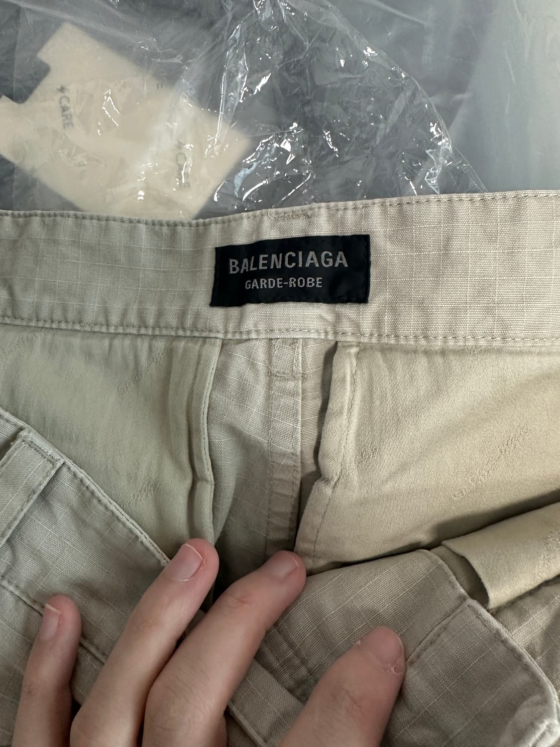 [46] 발렌시아가 립스탑 카고 팬츠 상품이미지3