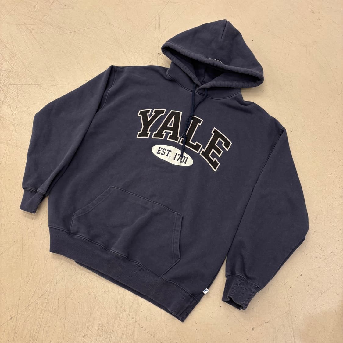 예일 빅로고 네이비 후드티 상품이미지1