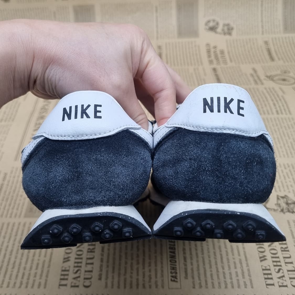 나이키 테일윈드79 검흰 여성운동화235  상품이미지4