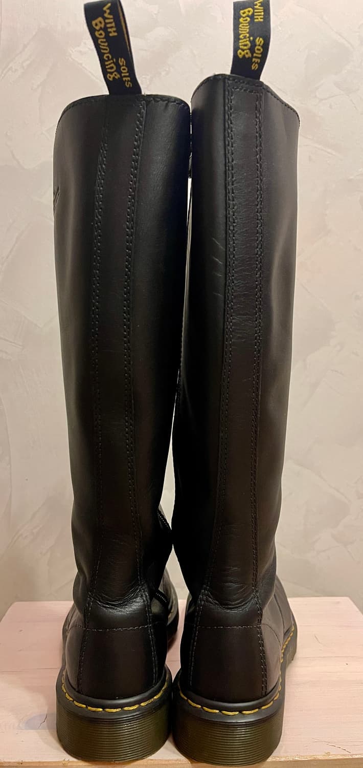 닥터마틴 1B60 20홀 롱 부츠 38사이즈(240mm) 상품이미지3