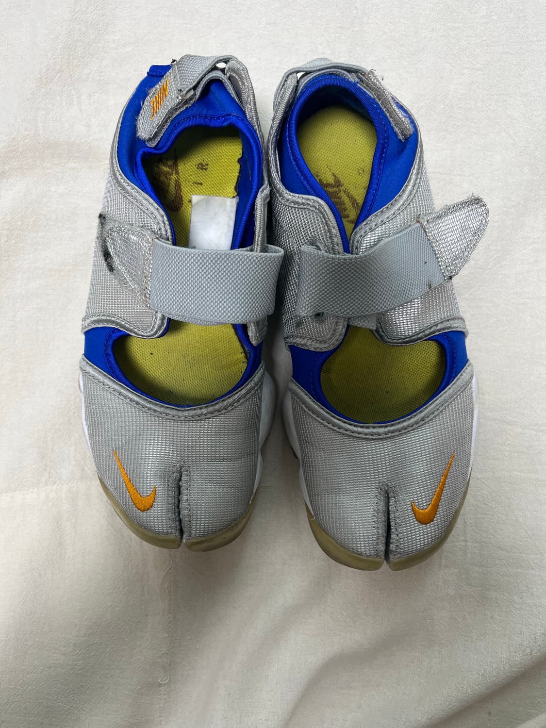 나이키 에어리프트 메탈릭 실버 상품이미지1