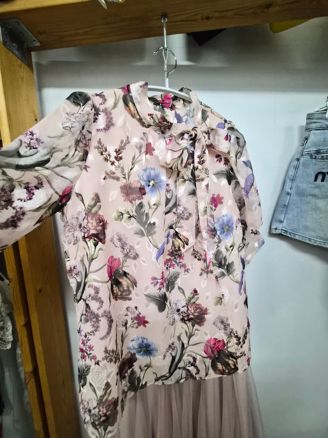 오간자 자수블라우스 상품이미지3