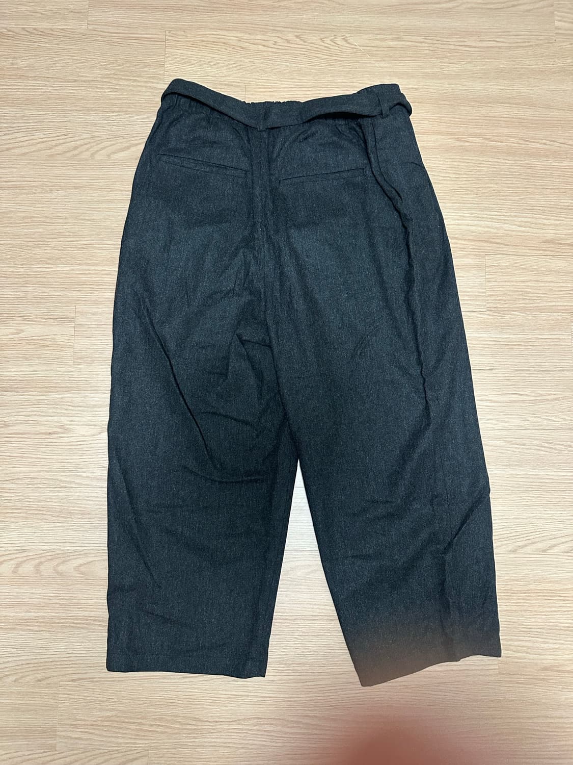 YOUTH 유스 벨티드 루즈 울팬츠 차콜 색상 S 상품이미지2