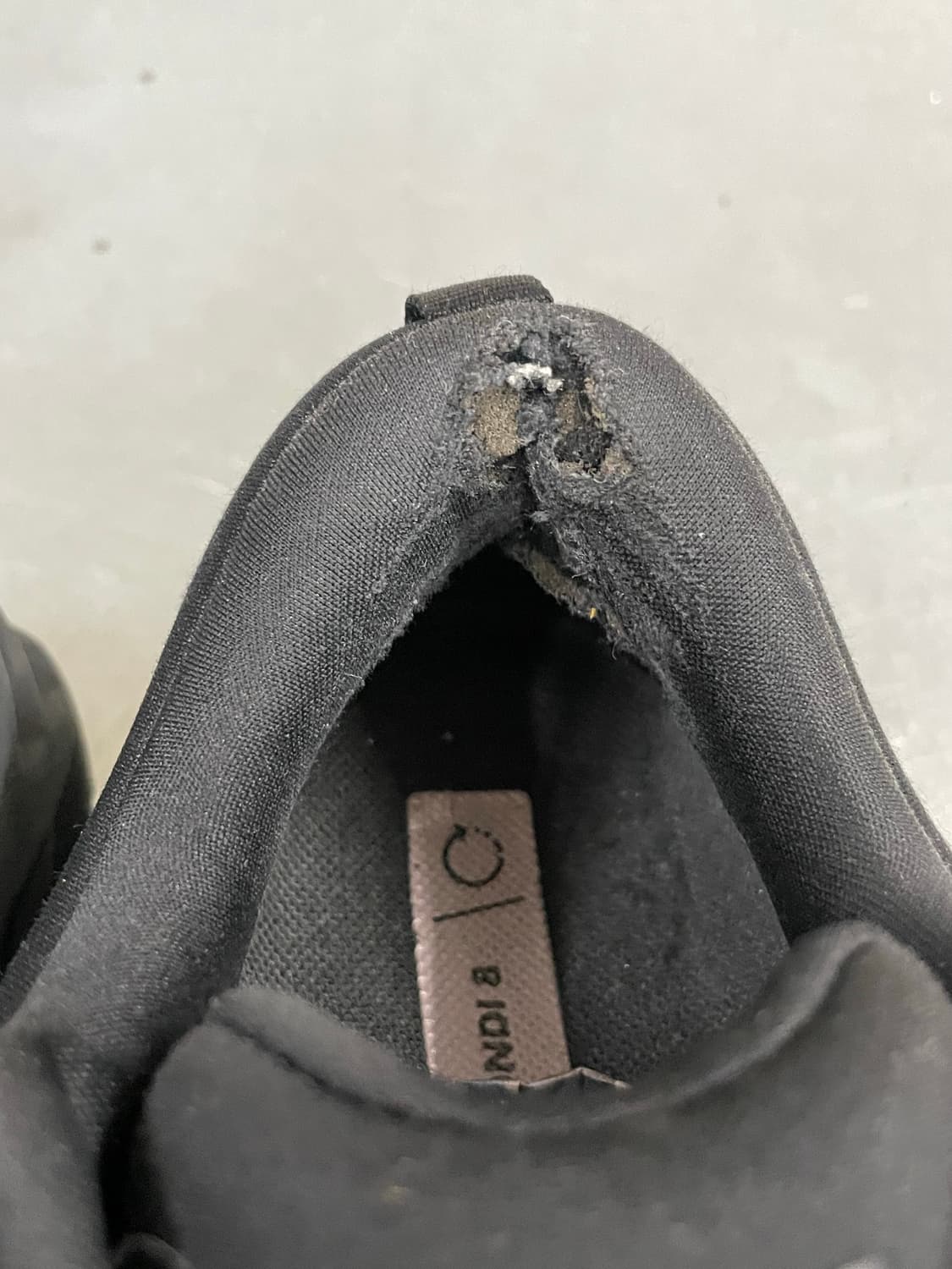 호카 본디 8 블랙 255 상품이미지9