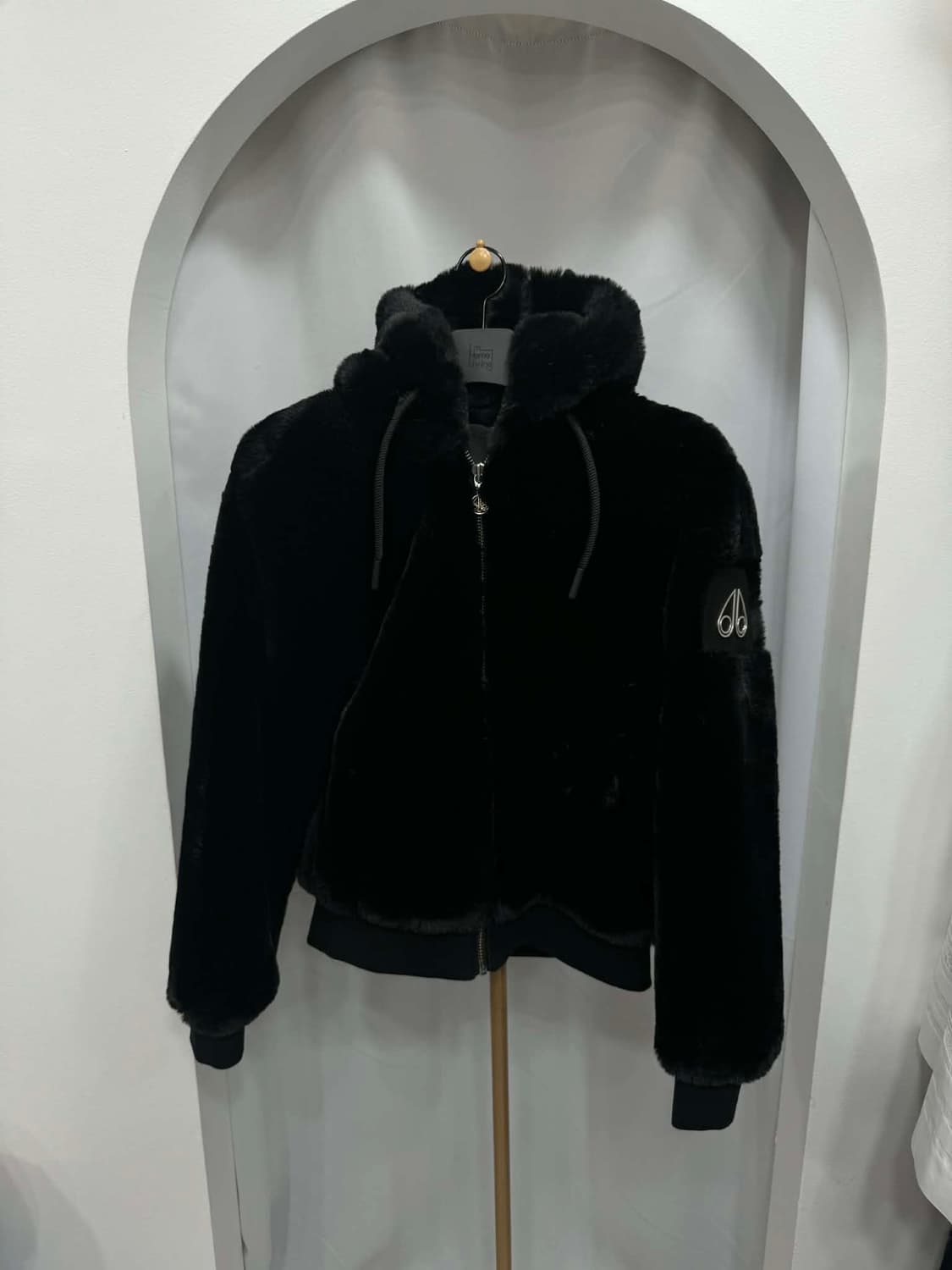 백화점판 새상품급 무스너클 후드 퍼 집업 자켓  M  상품이미지1