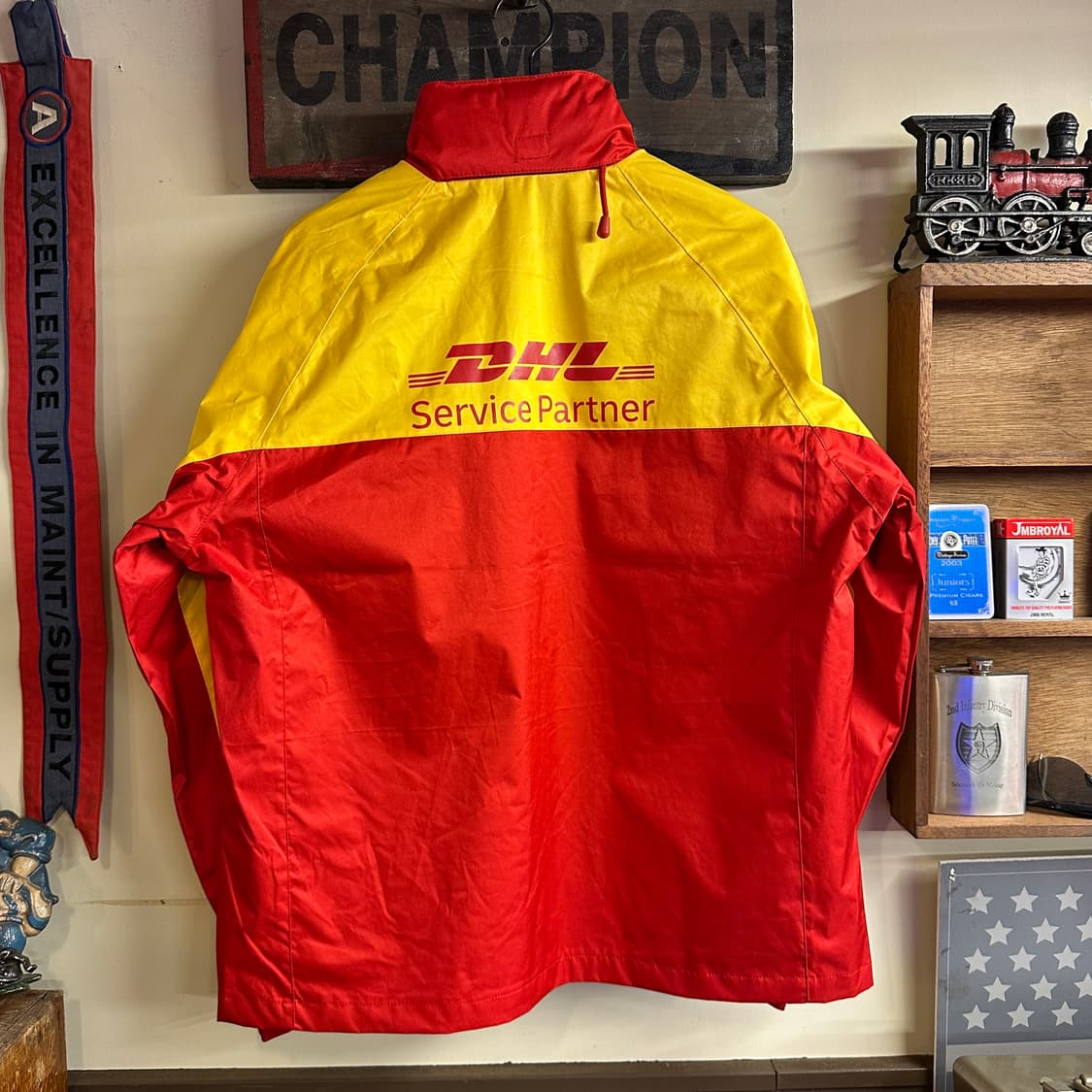 DHL Service Partner 바람막이 자켓 상품이미지5