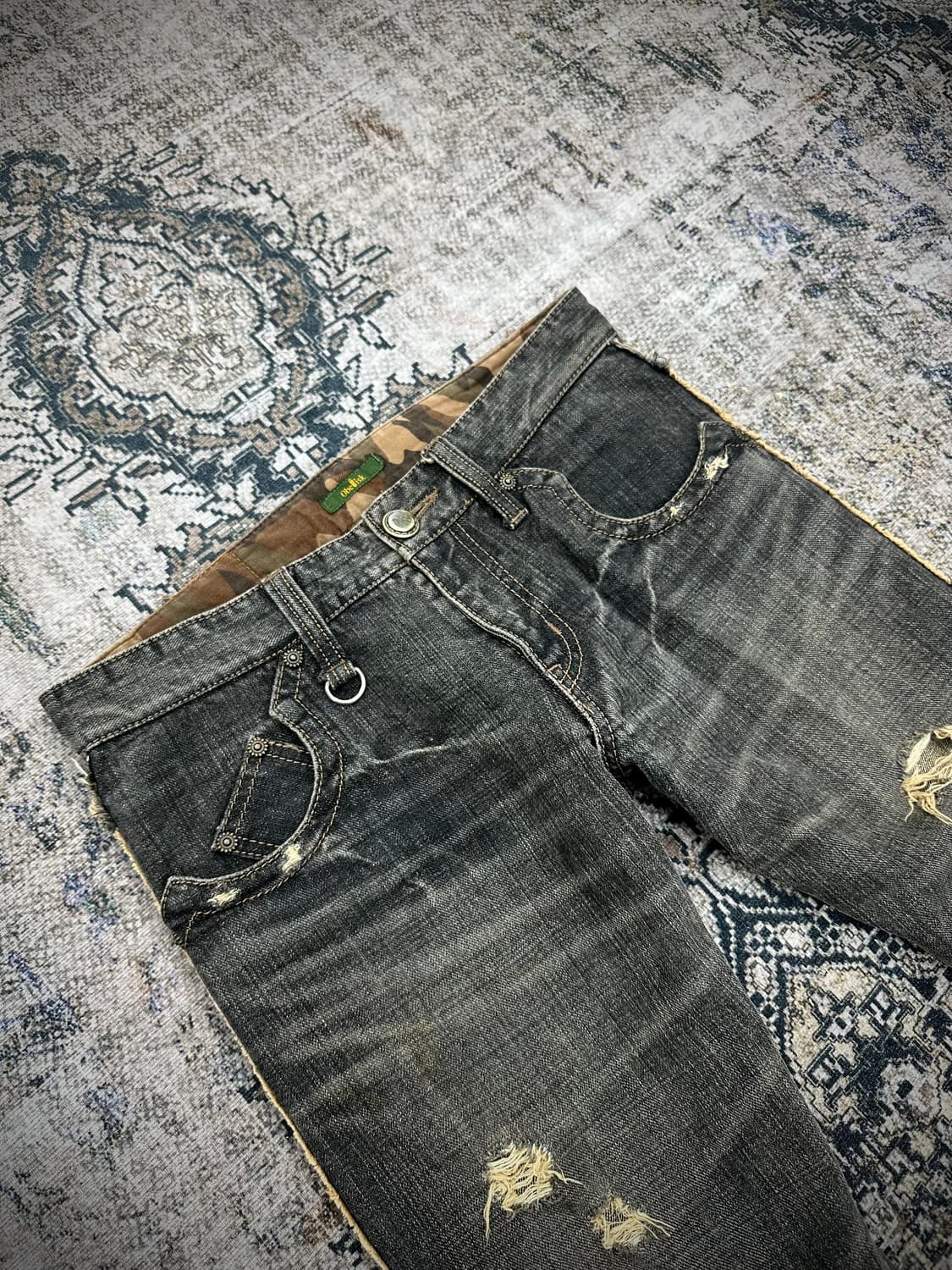Obelisk bullet damaged flared jeans 상품이미지2