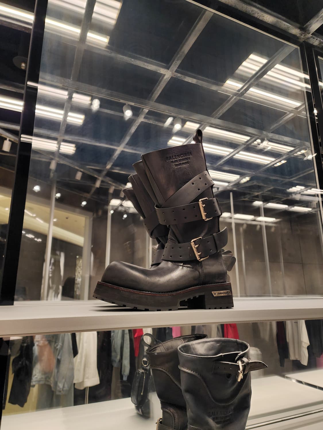 발렌시아가 베놈 하이부츠 판매합니다 상품이미지8