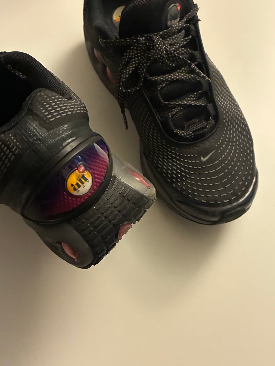 나이키 에어맥스 Dn 블랙 라이트 크림슨260 상품이미지6