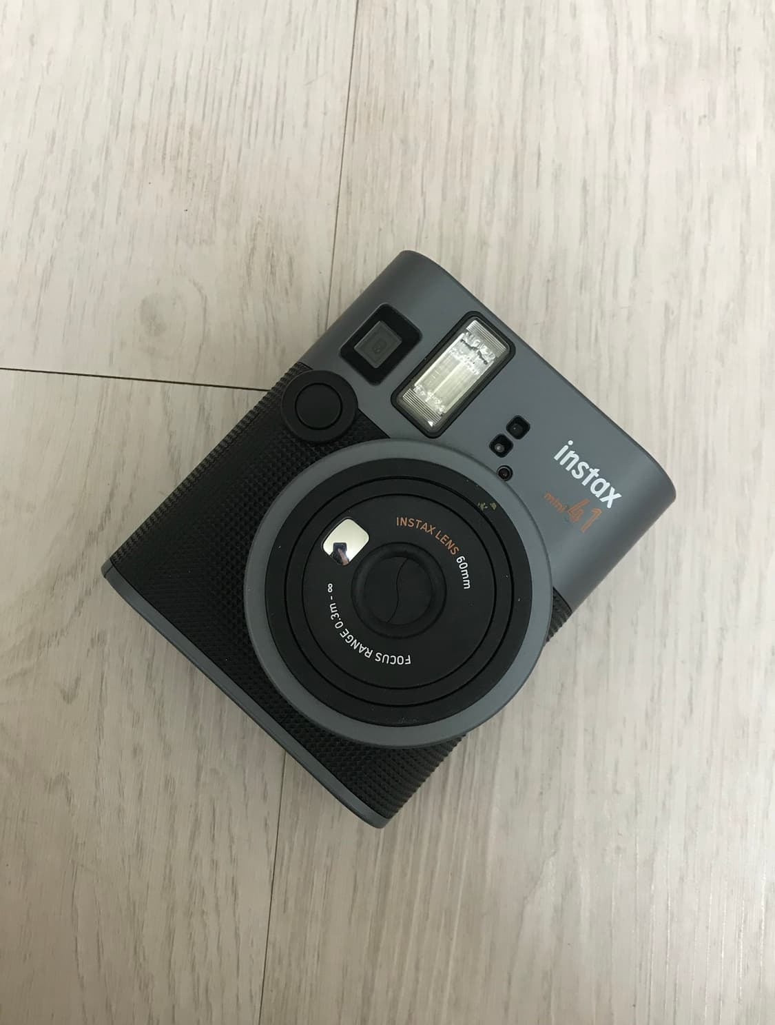 인스탁스 미니41 그레이 폴라로이드 카메라 상품이미지1