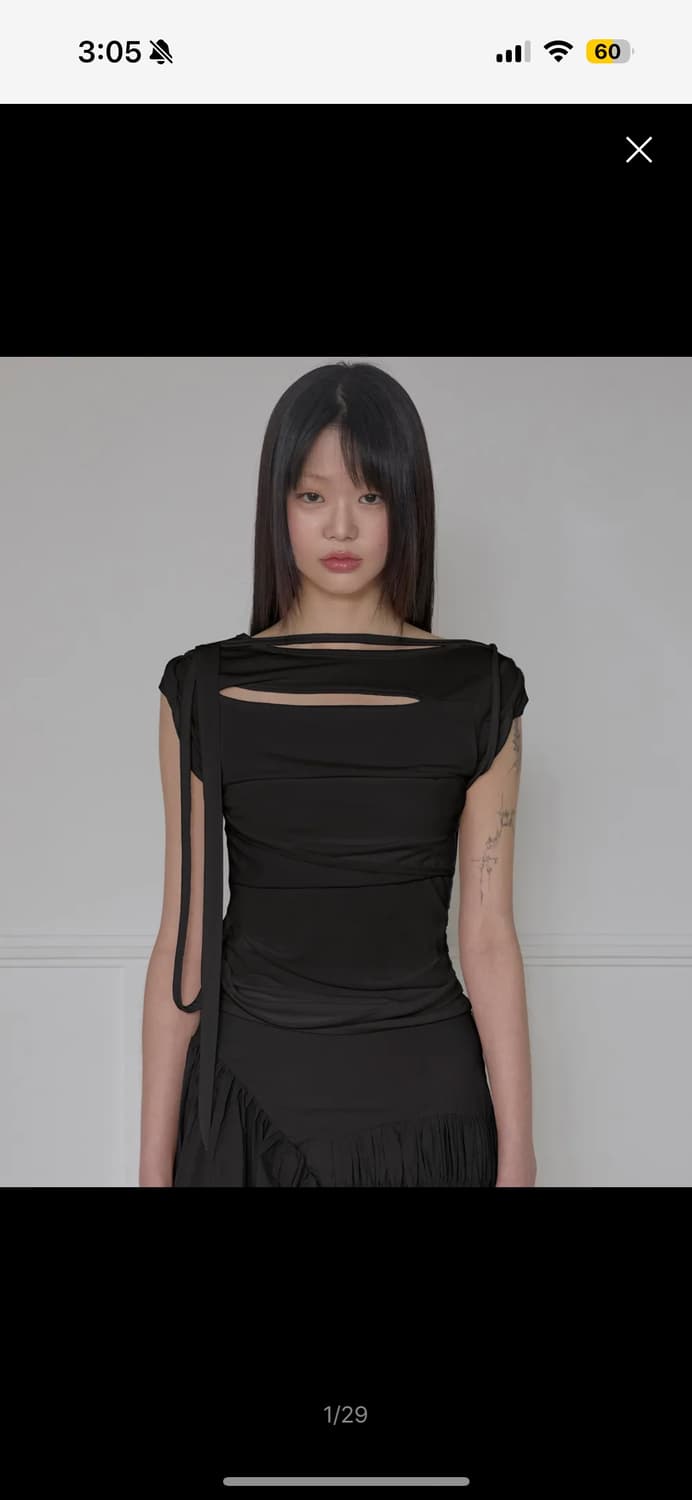 플레어업 Draped Strap Roll-Up T-Shirt  상품이미지1