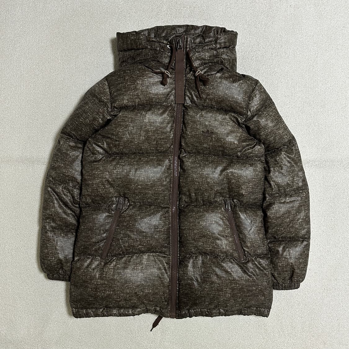 아디다스 CORE D 다운 자켓 상품이미지2