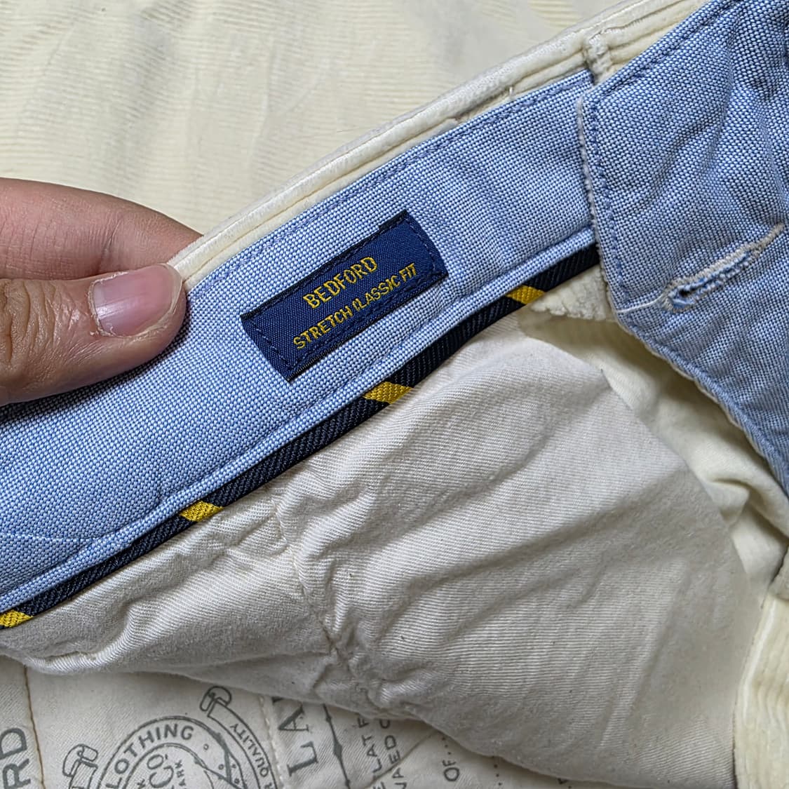 폴로 랄프로렌 코듀로이 클래식핏 팬츠 크림컬러 상품이미지4