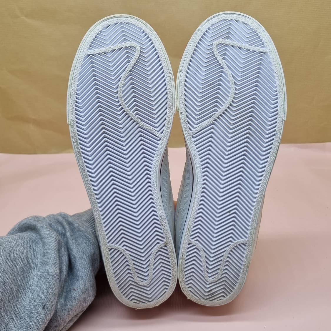 나이키 코트레거시 스니커즈 245 상품이미지3