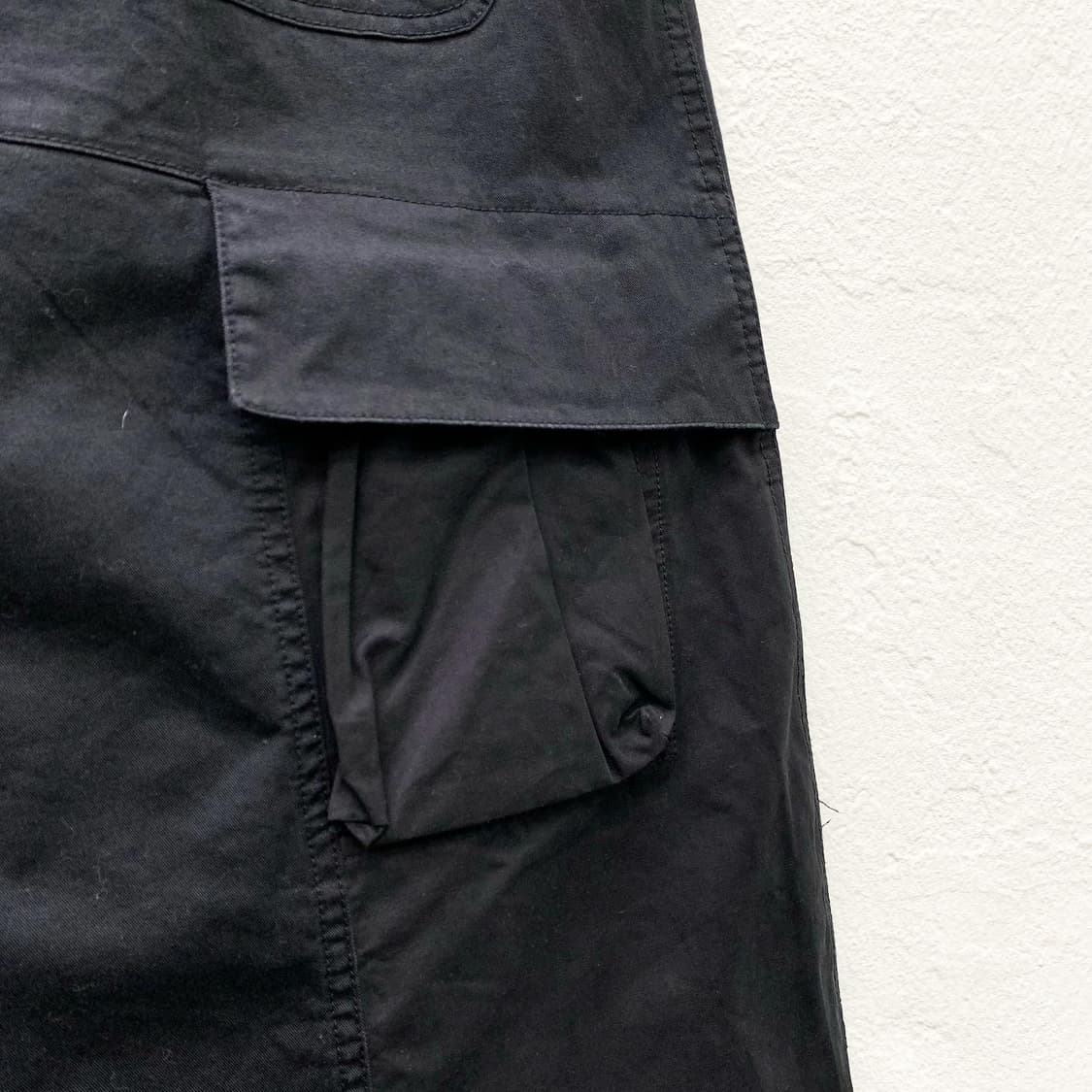 Y-3 블랙 오버사이즈 로고 밴딩 하프 팬츠   상품이미지4