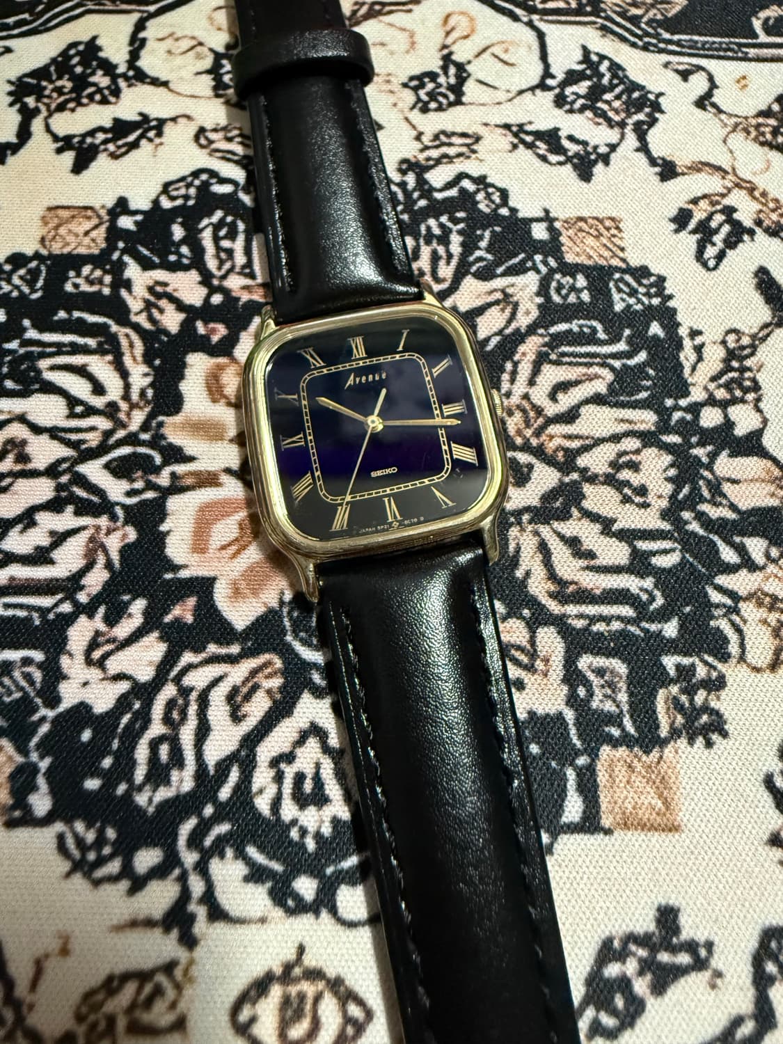 SEIKO 빈티지 쿼츠 시계 상품이미지1