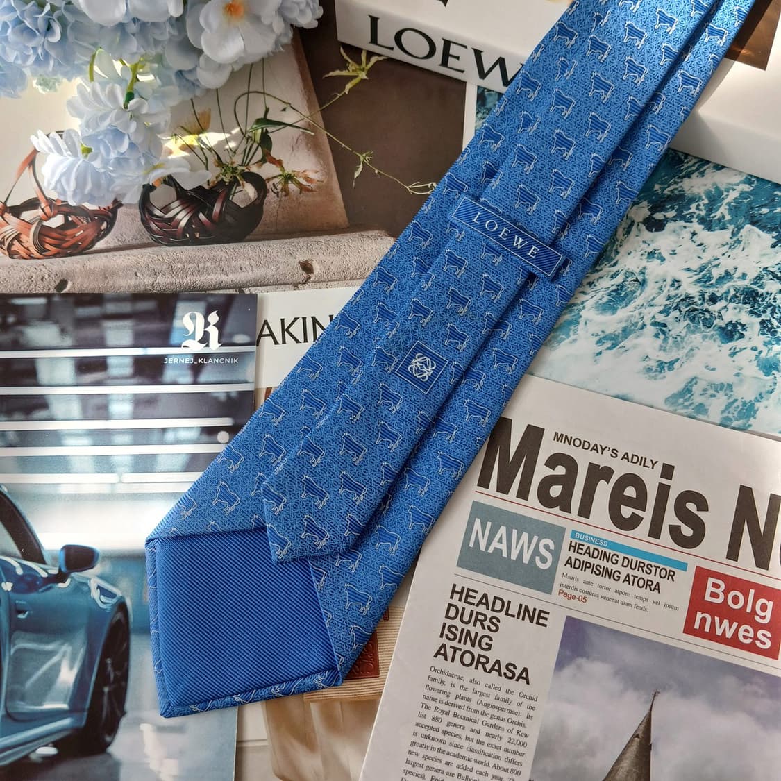 로에베 실크 블루 소 패턴 넥타이 9.9cm B등급 A19596
 상품이미지4