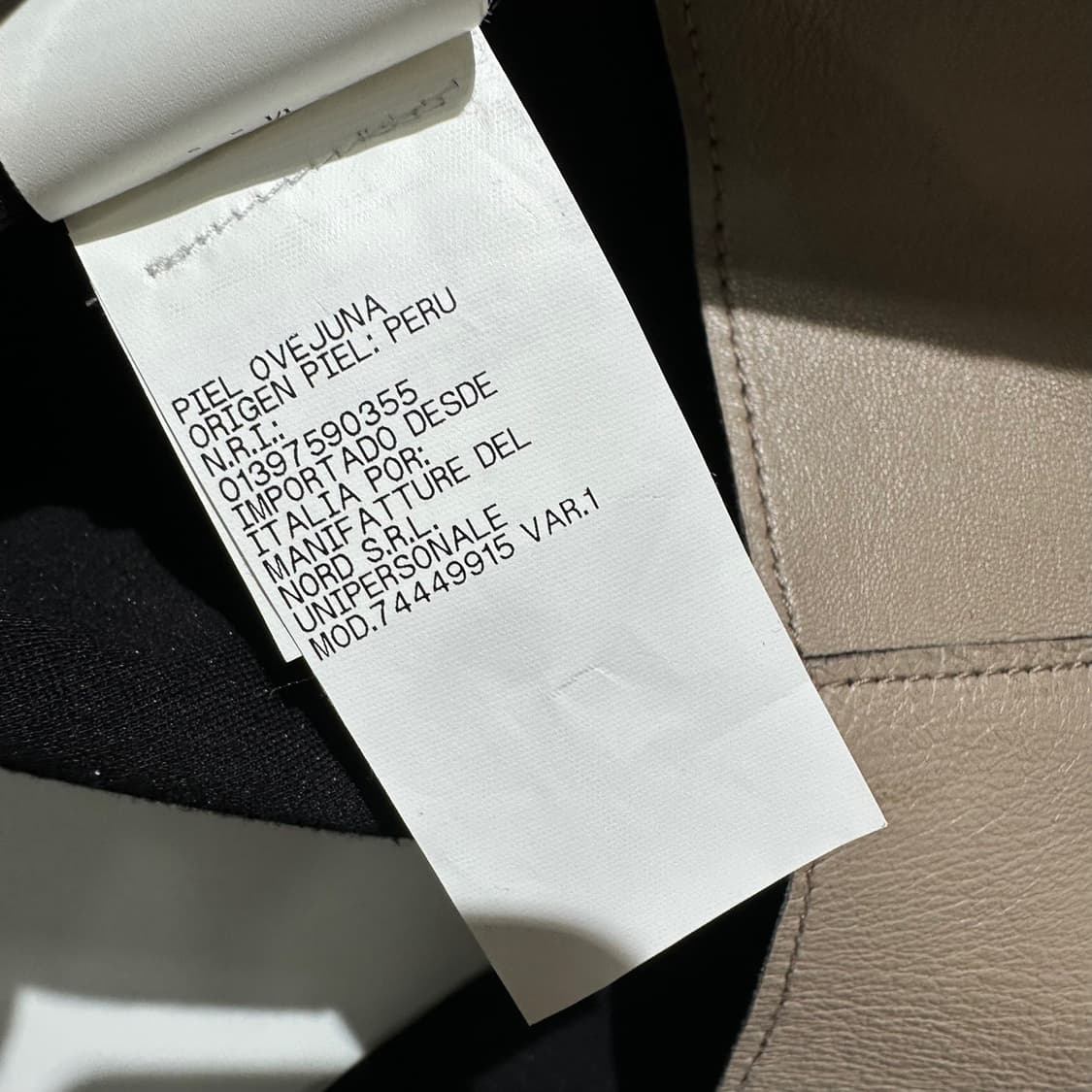 막스마라 막스앤코 부띠끄 레더 라운드넥 싱글 코트 상품이미지9