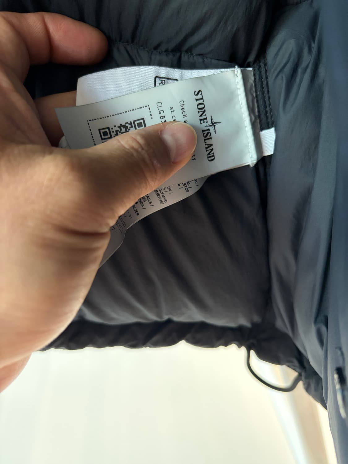 스톤아일랜드 나일론 메탈 다운 패딩(L) 상품이미지8