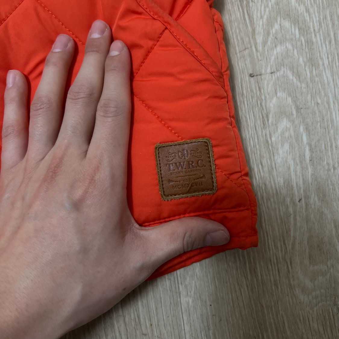 티니위니 스탠다드 퀼팅 조끼 XL/105  상품이미지4