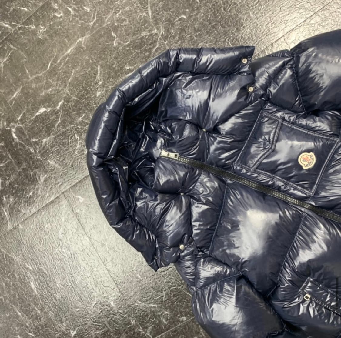몽클레어 몽벨리아드 쇼트 다운 재킷 25FW 상품이미지6