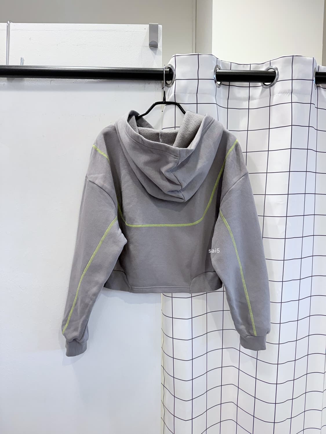 나이키 기모 크롭 후드티 상품이미지3