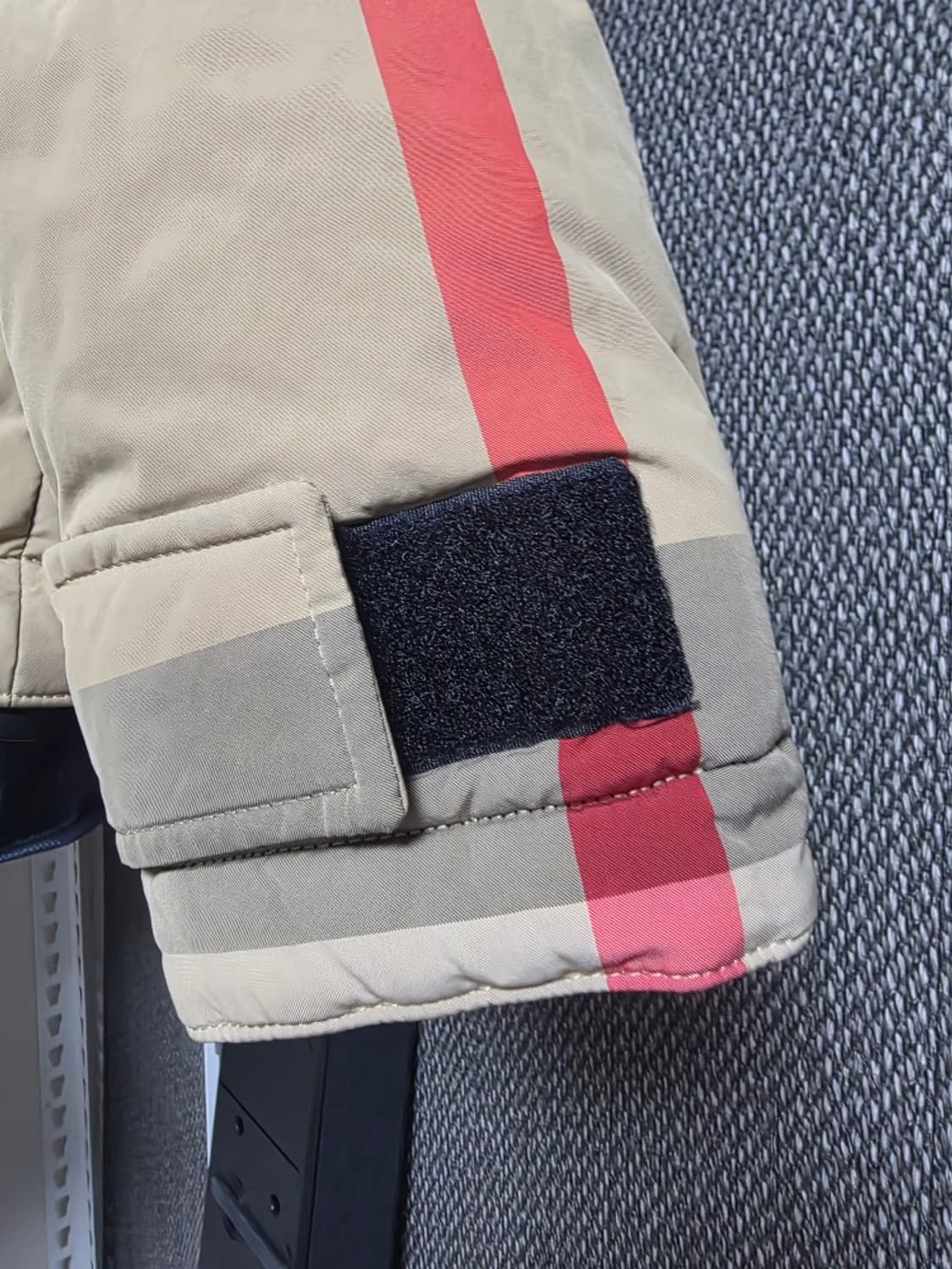 버버리 패딩 XL 새상품급 상품이미지5