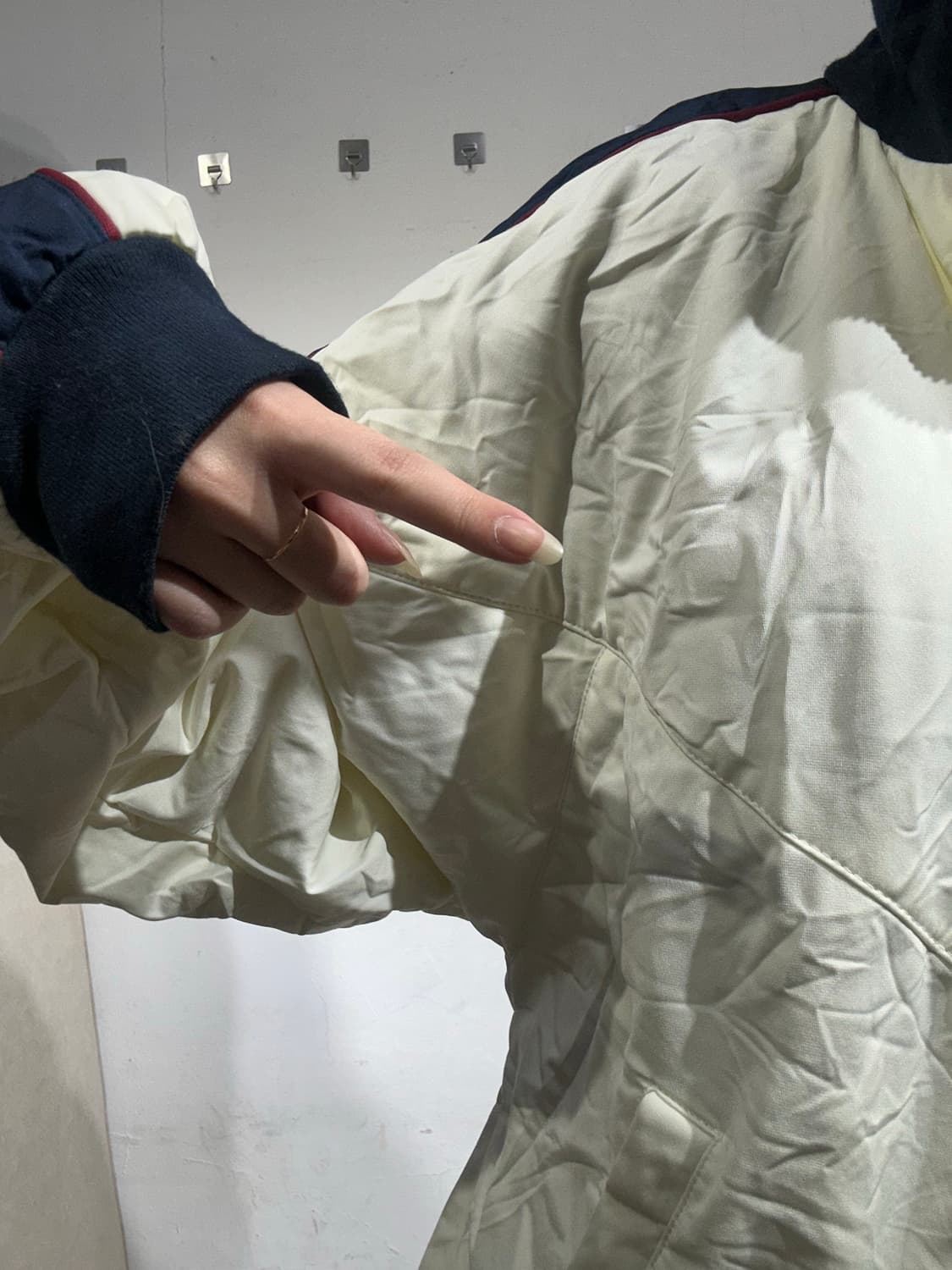 니코 앤드 화이트 오버핏 바람막이 자켓 상품이미지4