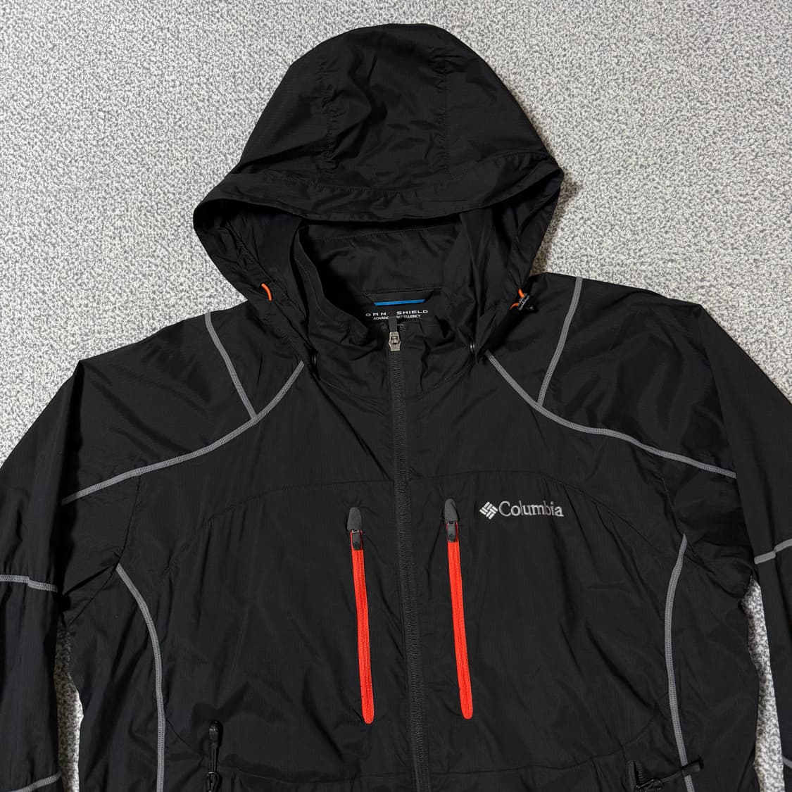 컬럼비아 봄여름용 초경량 바람막이 XL 상품이미지3