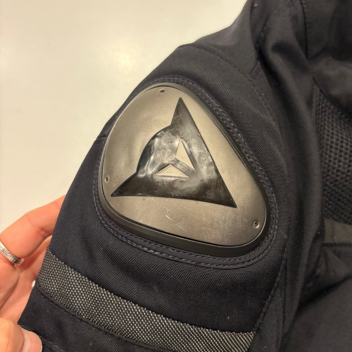 [54] 다이네즈 블랙 메쉬 오토바이 자켓 B636 상품이미지5