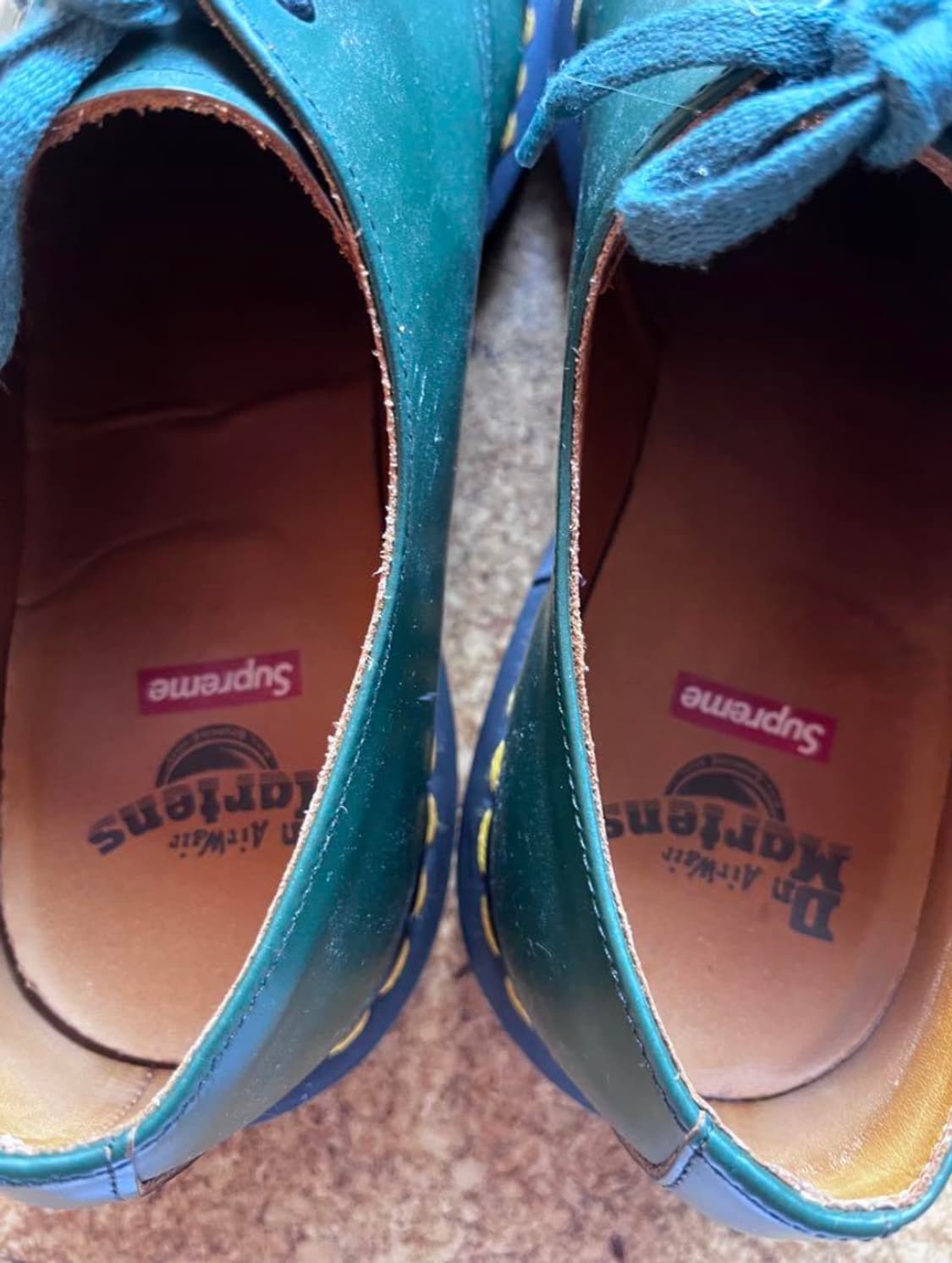 Dr.martens x Supreme Sacred Heart Green 상품이미지6