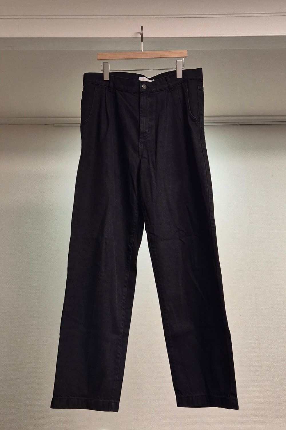 MFPEN 블랙 데님 팬츠 상품이미지1