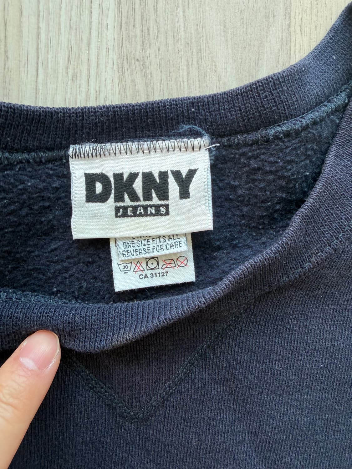 90s DKNY 빈티지 네이비 불꽃 맨투맨 상품이미지2