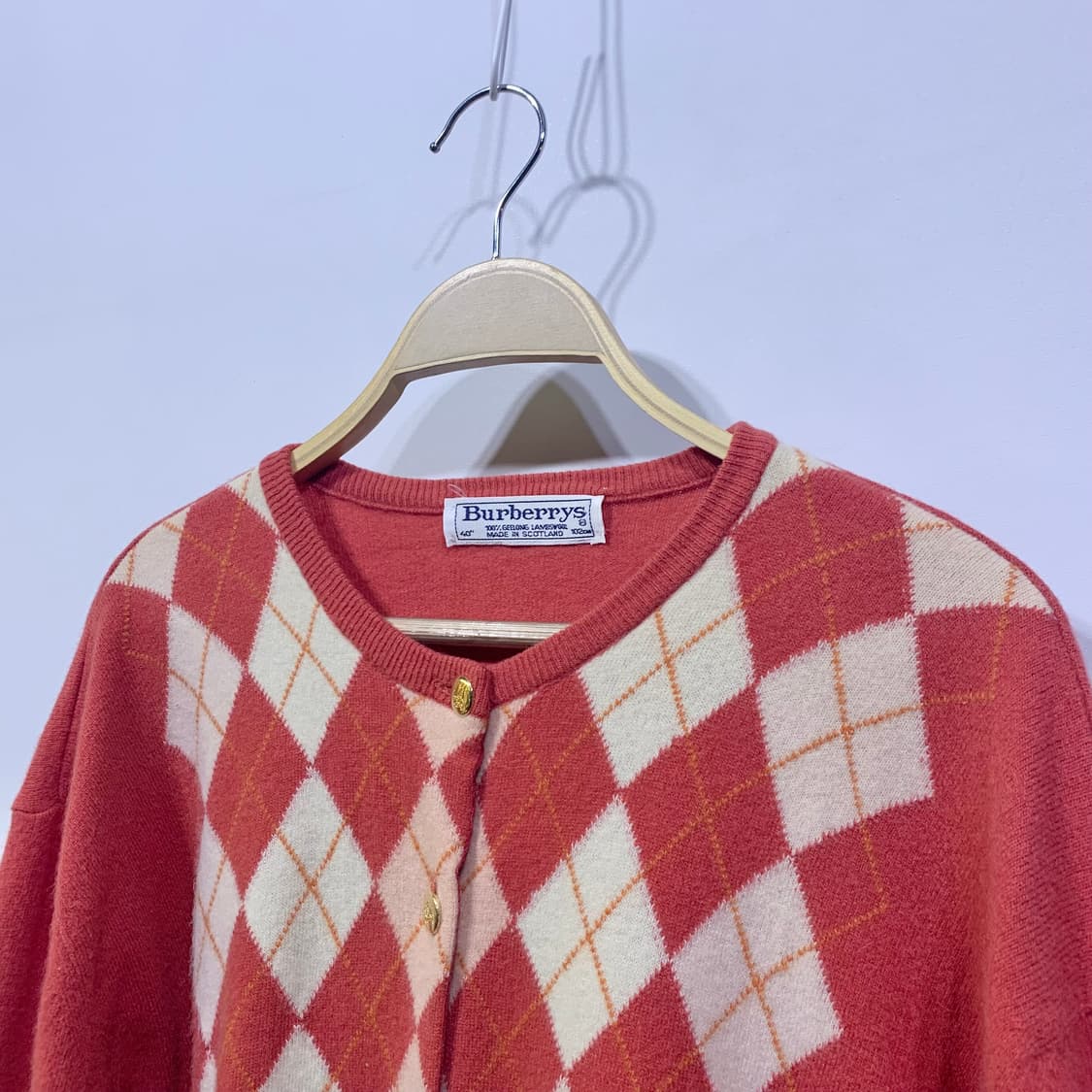 버버리 아가일 니트가디건 판매합니다 상품이미지2