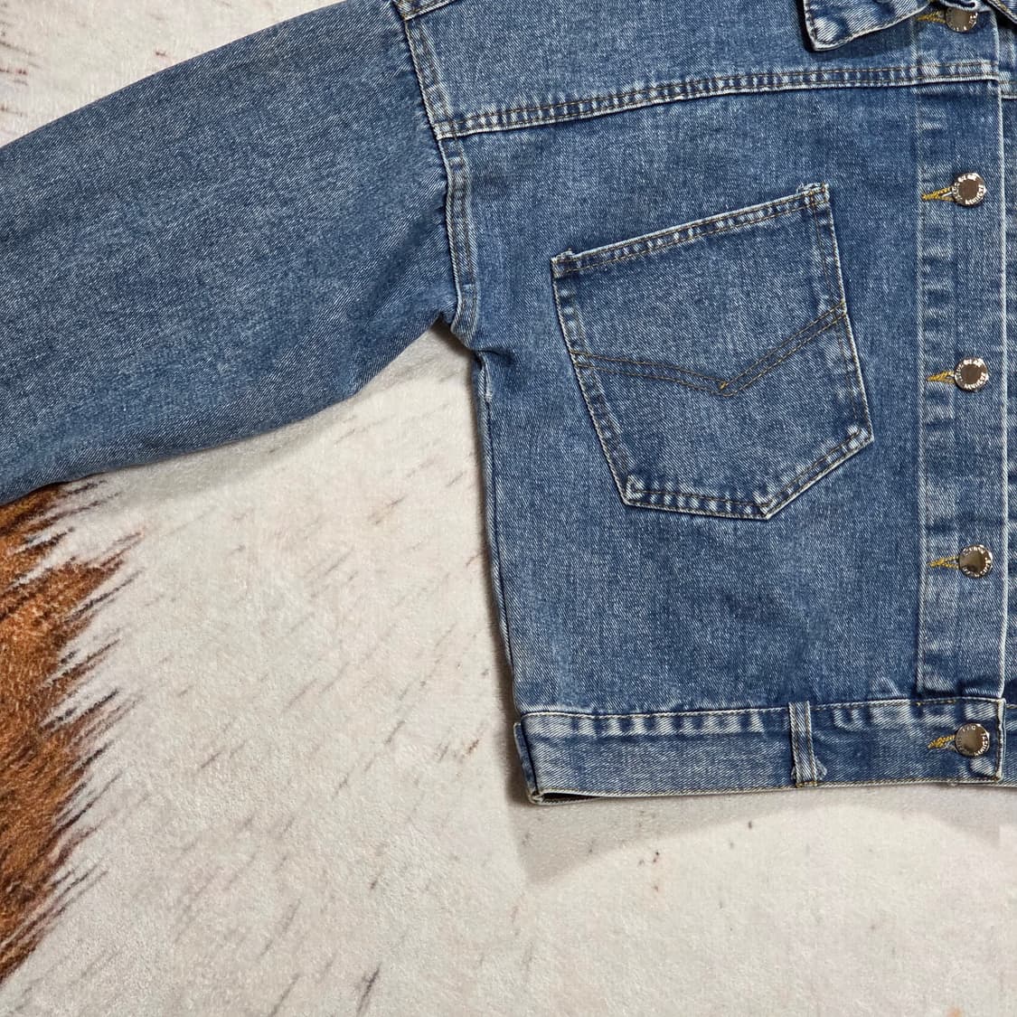 빈티지 중청 백버튼 크롭 데님자켓 상품이미지2