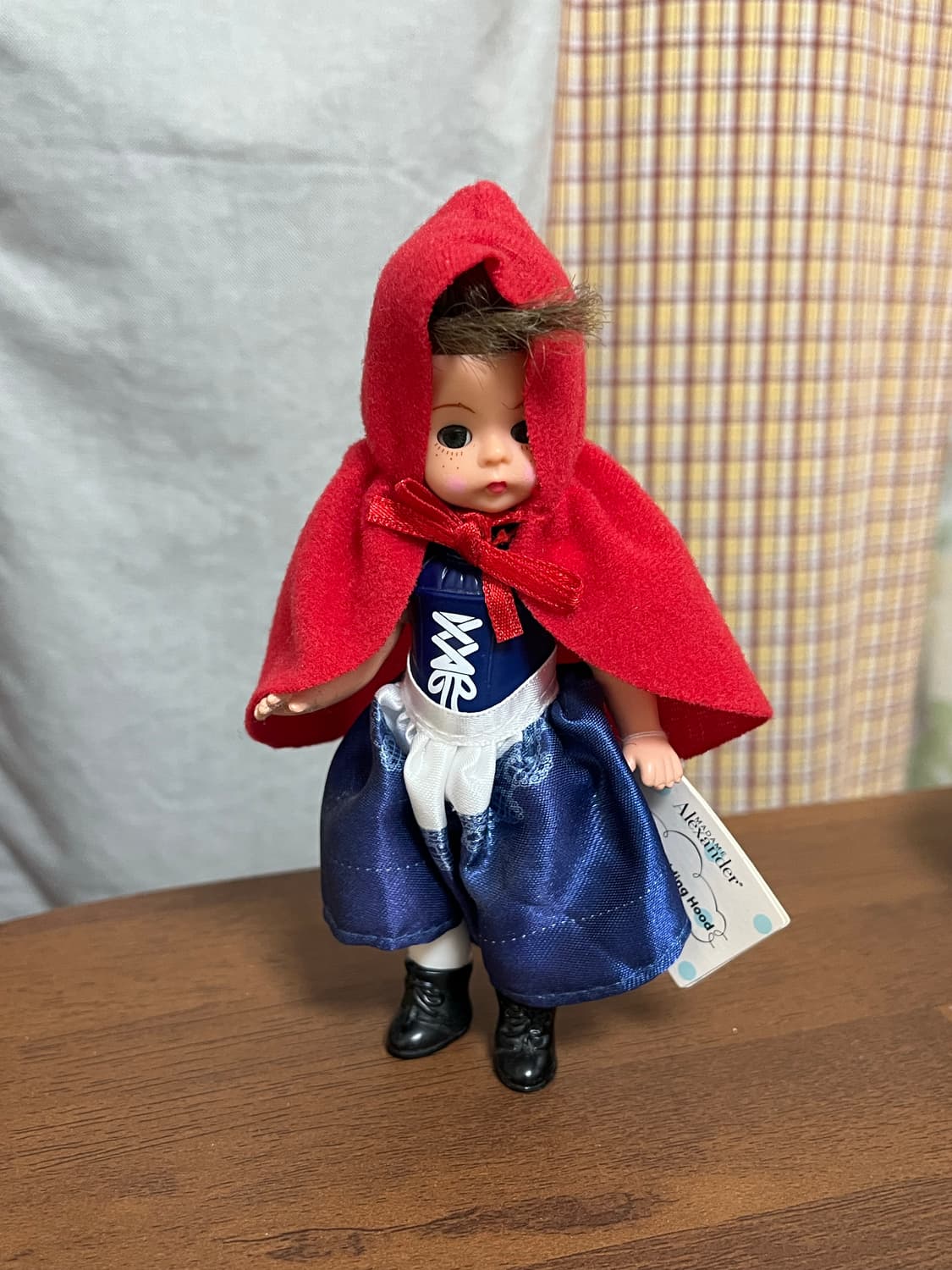 마담 알렉산더 빨간 망토 신형 맥마담 인형 상품이미지2