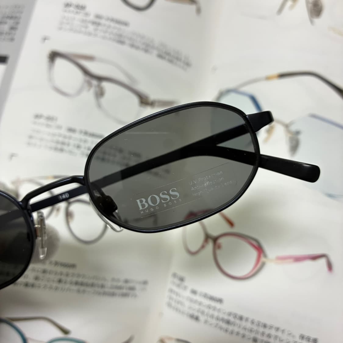 HUGO BOSS 휴고보스 티타늄 선글라스 안경 상품이미지2